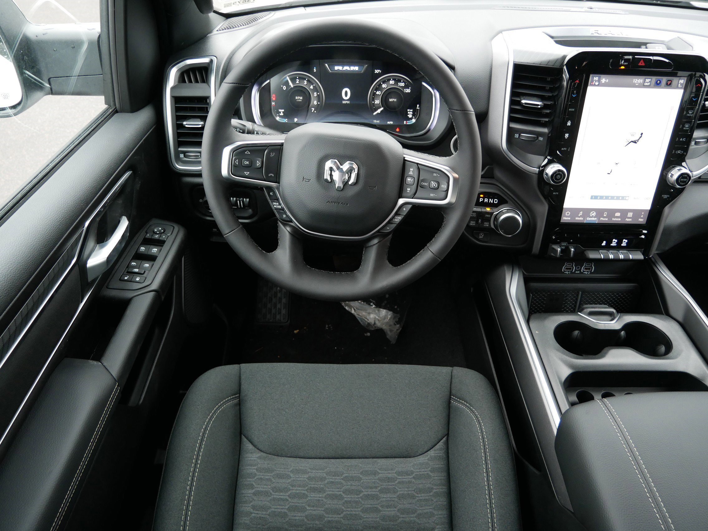 New 2026 RAM 1500 Big Horn AWD/4WD image 12