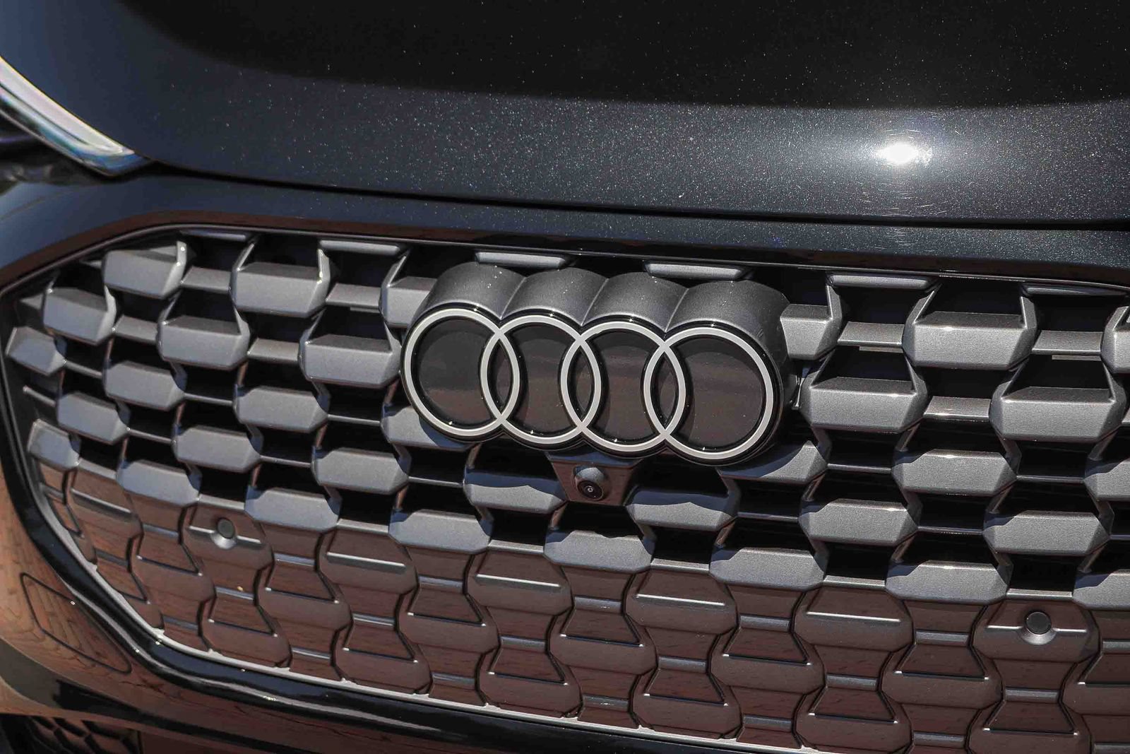 Certified 2025 Audi Q5 Prestige AWD/4WD image 13
