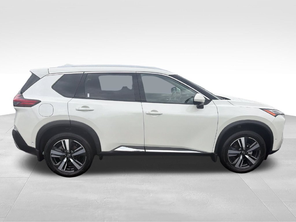Used 2023 Nissan Rogue Platinum w/ Platinum Premium Package FWD image 7
