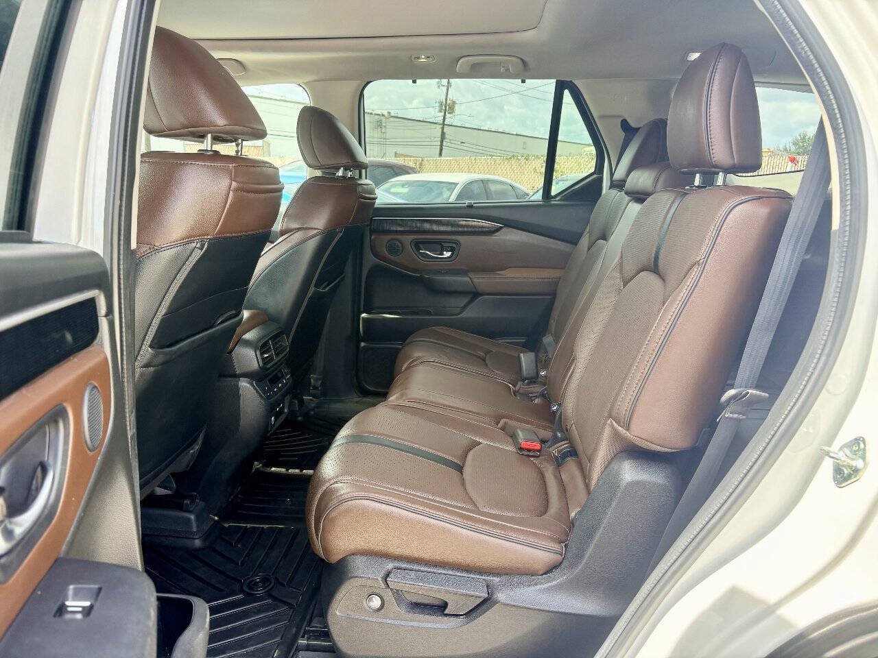 Used 2024 Honda Pilot Elite image 14