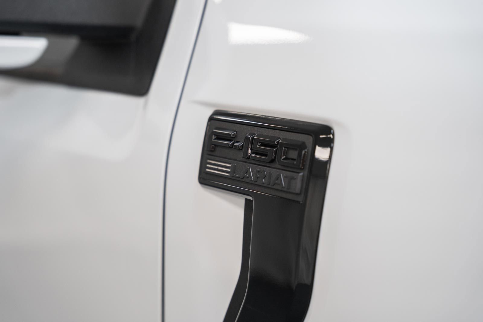 Certified 2023 Ford F150 Lariat w/ Equipment Group 502A High image 18