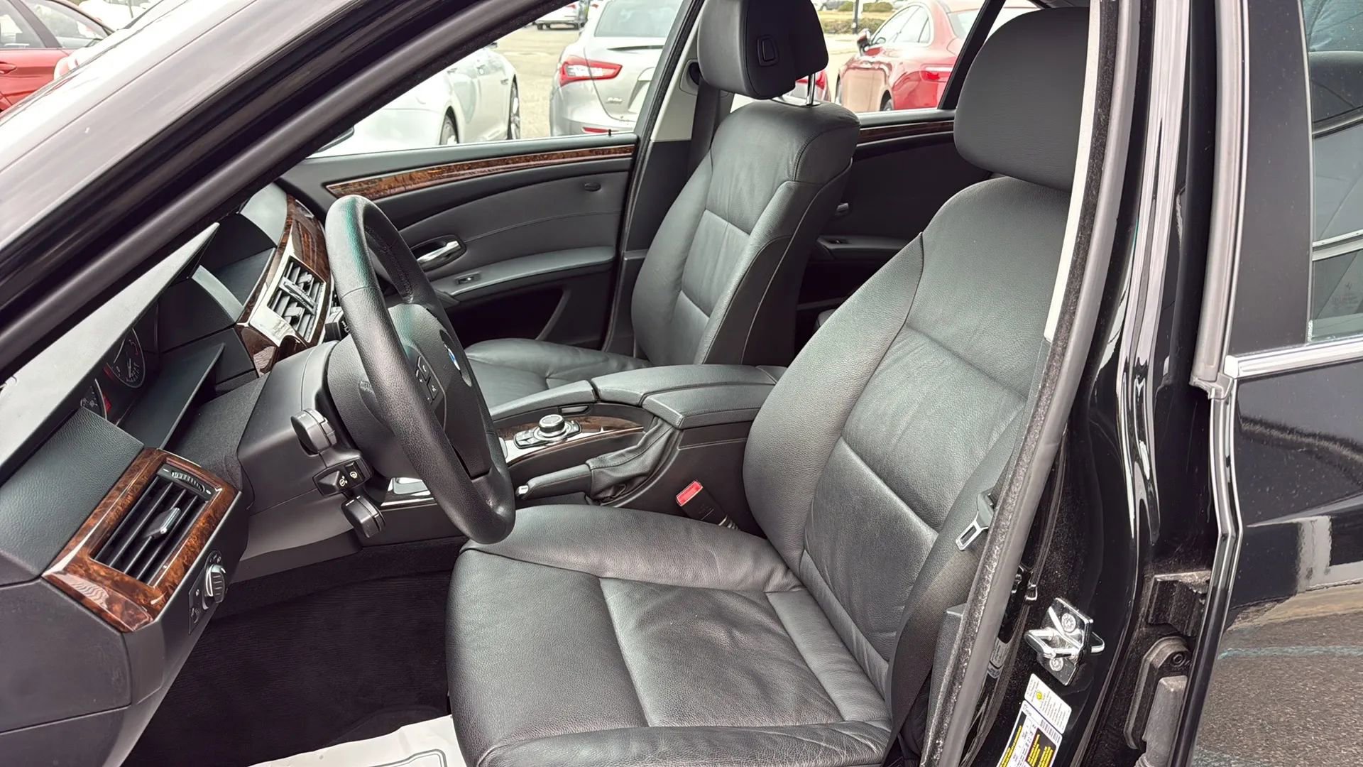 Used 2009 BMW 535i Sedan image 2