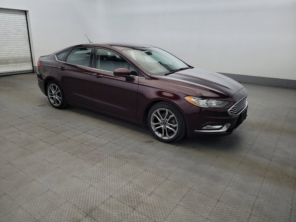 Used 2017 Ford Fusion SE w/ Equipment Group 201A FWD image 11