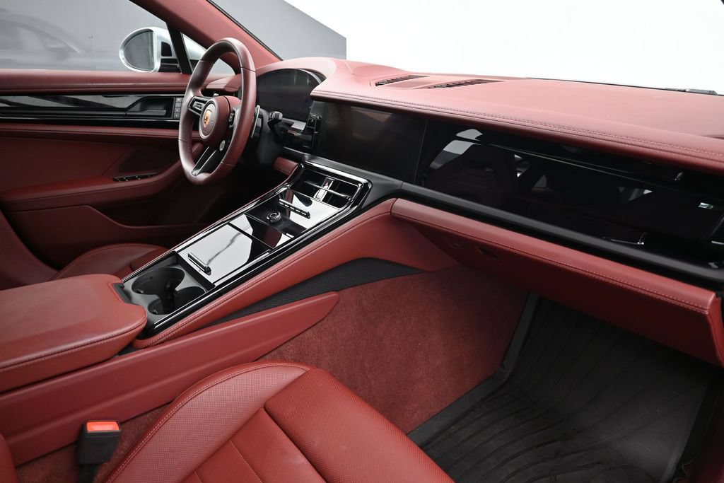 Certified 2025 Porsche Panamera 4 AWD/4WD image 13