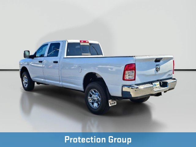 Used 2024 RAM 3500 Tradesman w/ Chrome Appearance Group AWD/4WD image 3