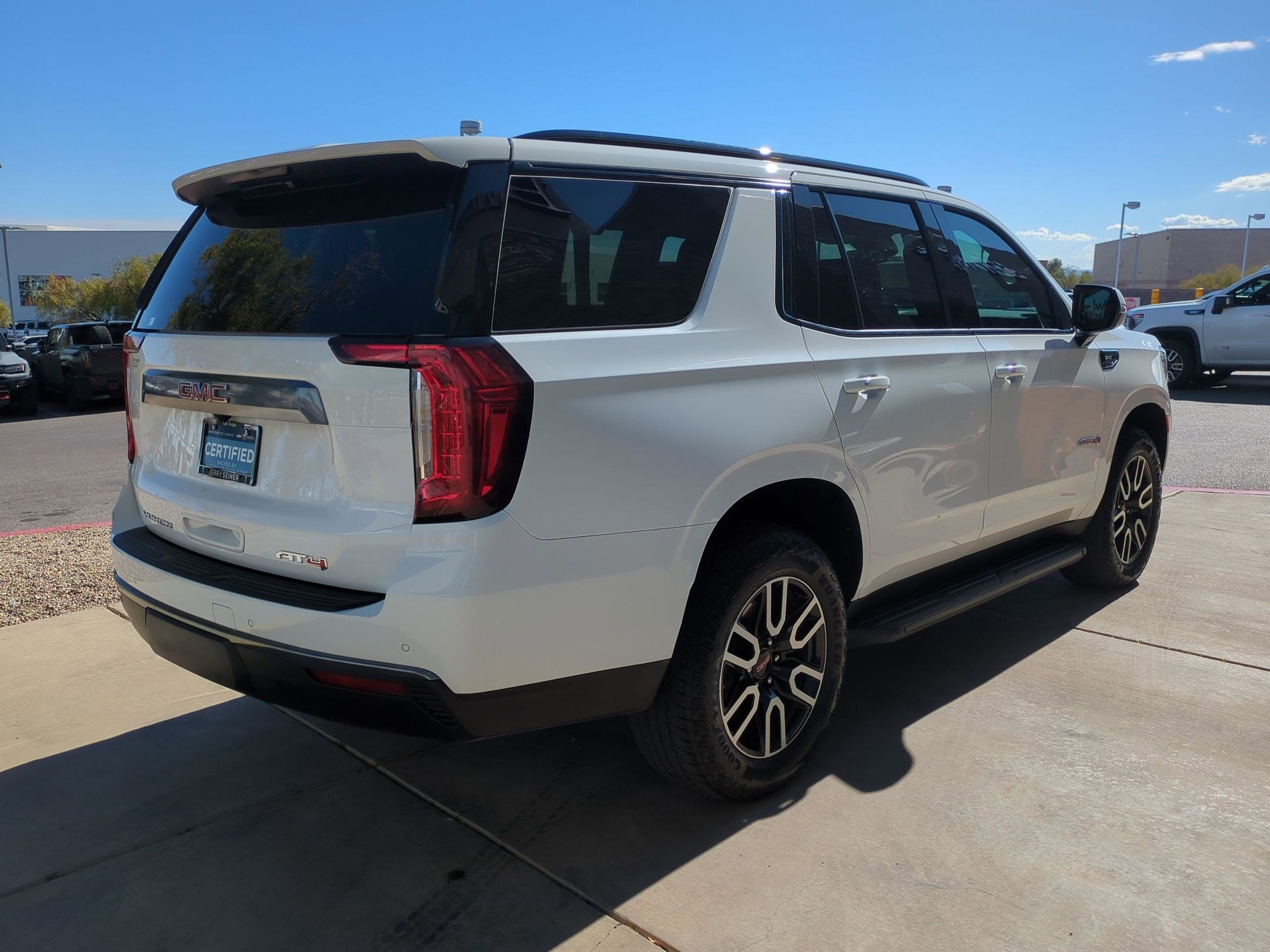 Certified 2023 GMC Yukon AT4 image 5