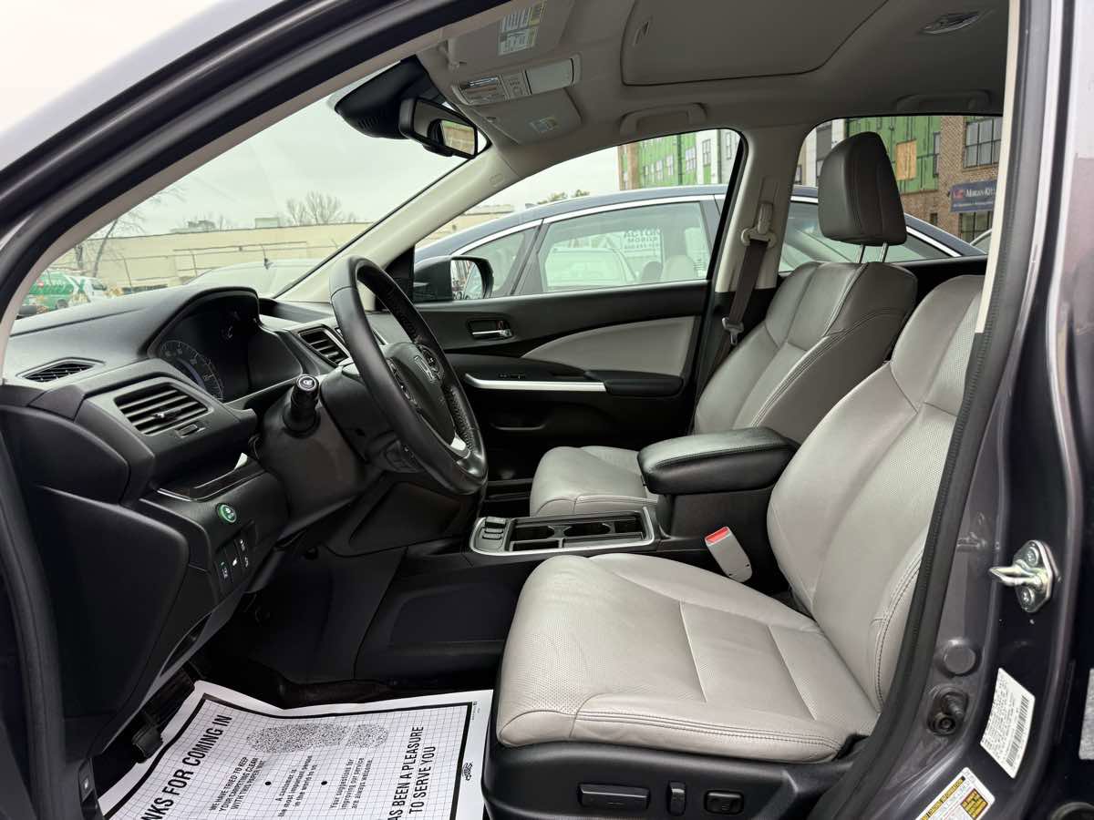Used 2015 Honda CR-V Touring image 9