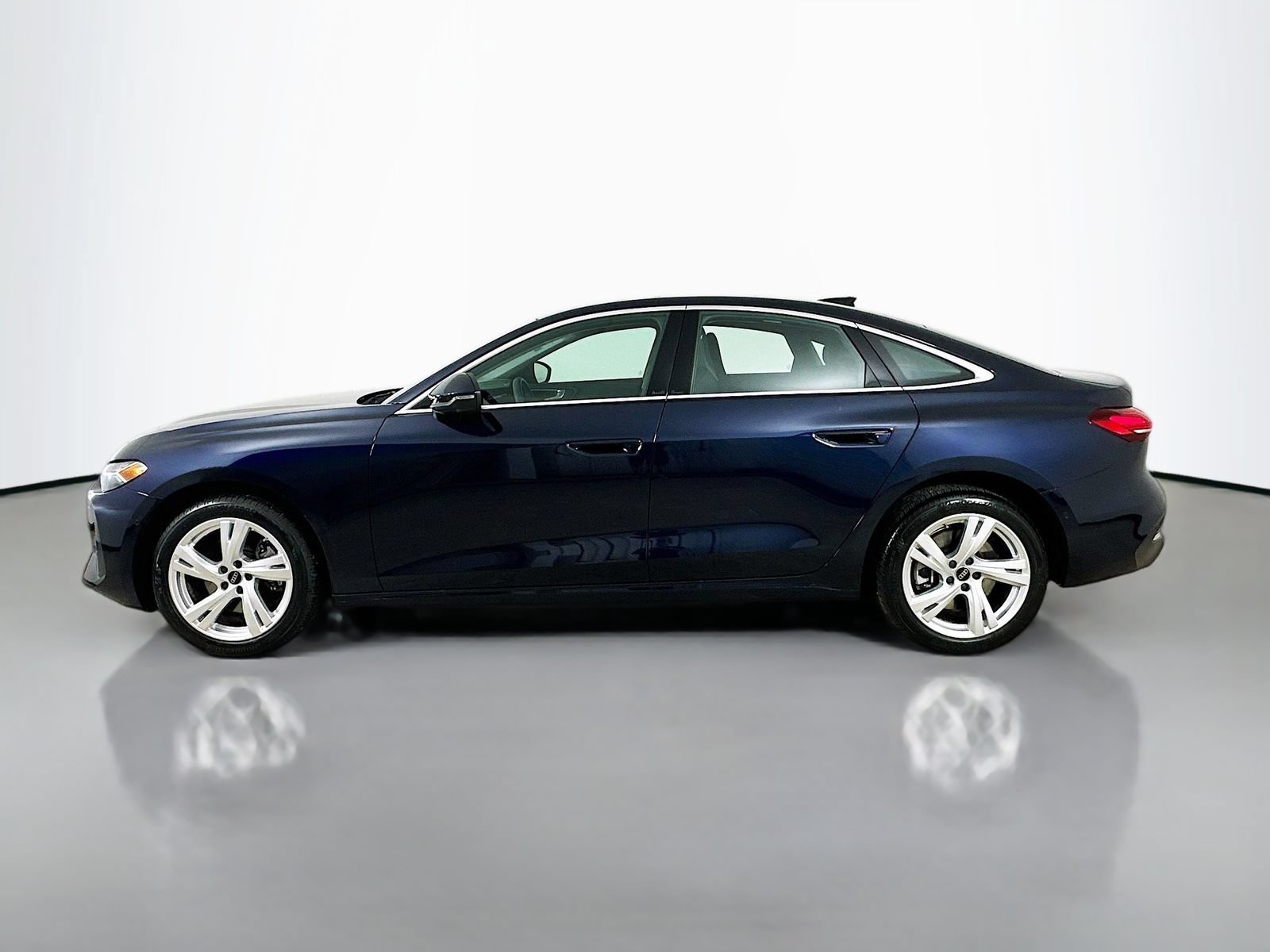 Used 2025 Audi A5 2.0T Premium w/ Premium Plus AWD/4WD image 8