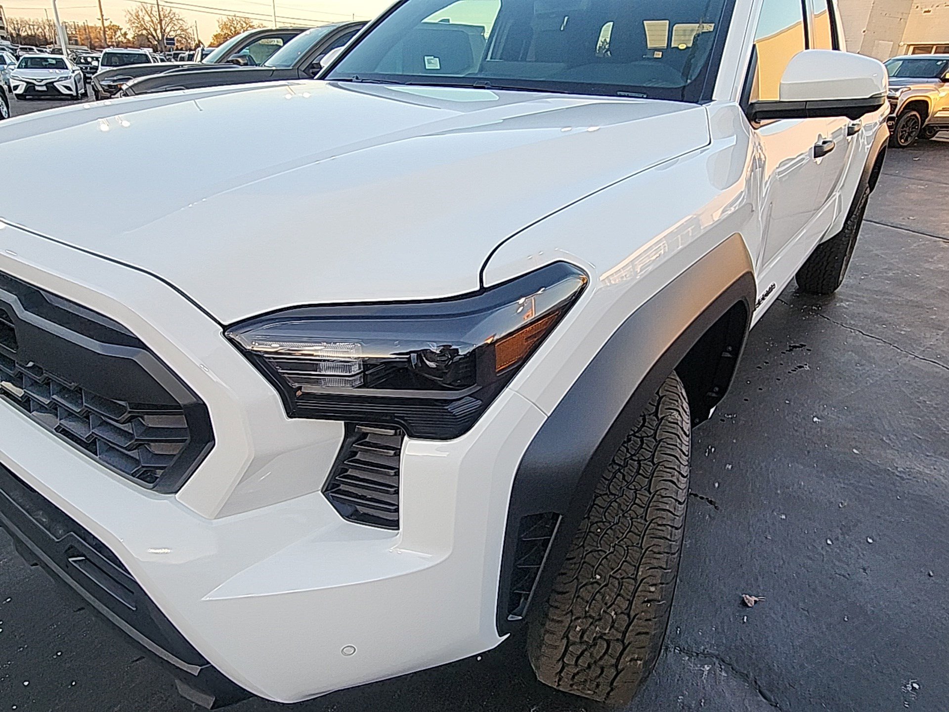 Certified 2025 Toyota Tacoma TRD Off-Road w/ TRD Off Road Premium Package AWD/4WD image 9