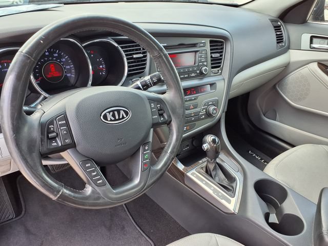 Used 2012 Kia Optima EX FWD image 4