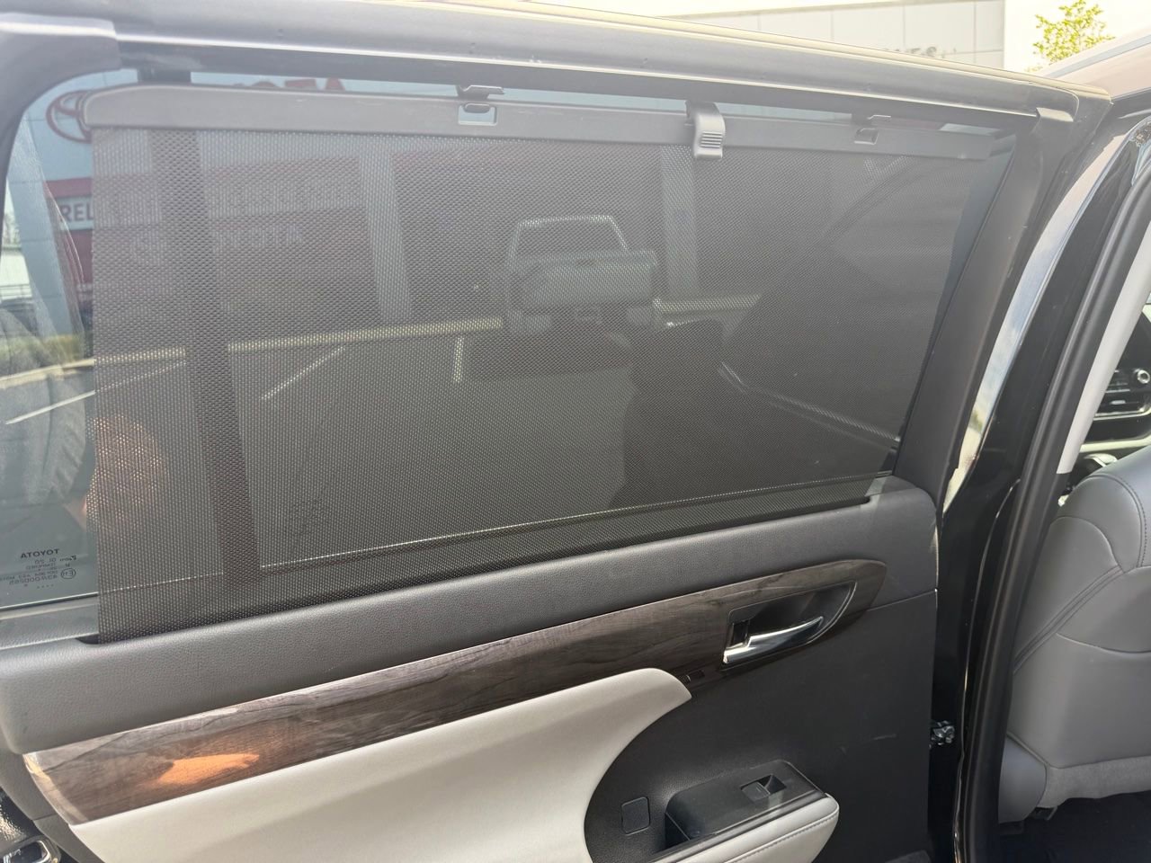 Used 2021 Toyota Highlander Limited image 10