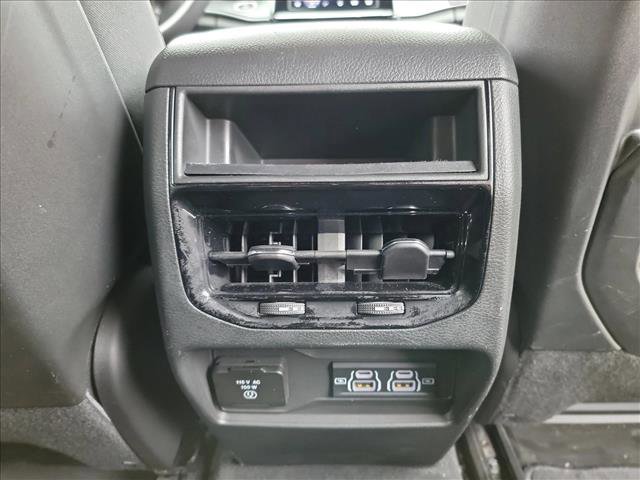Used 2024 Jeep Grand Cherokee Laredo X w/ Luxury Tech Group I AWD/4WD image 14