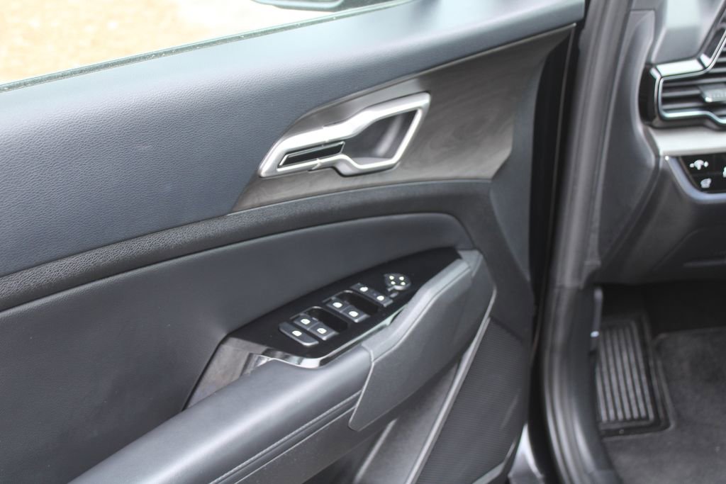 Certified 2023 Kia Sportage X-Line w/ X-Line Premium Package image 19