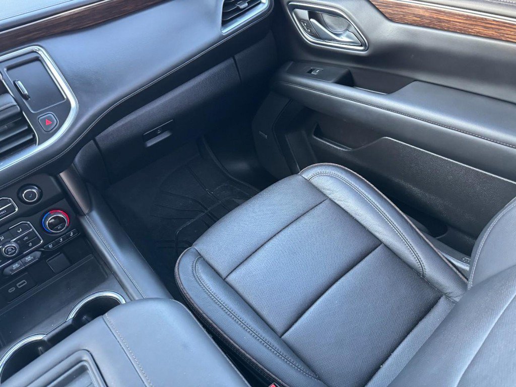 Used 2023 Chevrolet Tahoe High Country w/ Advanced Technology Package image 18