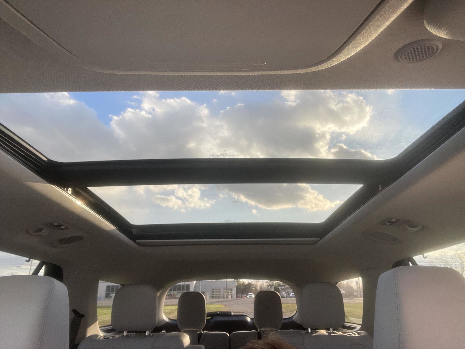 Used 2025 Ford Explorer Platinum w/ LUX Leather Package image 25