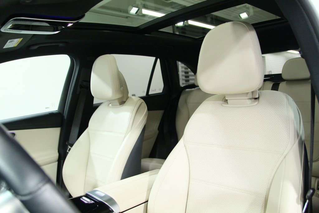 Certified 2023 Mercedes-Benz GLC 300 4MATIC image 6