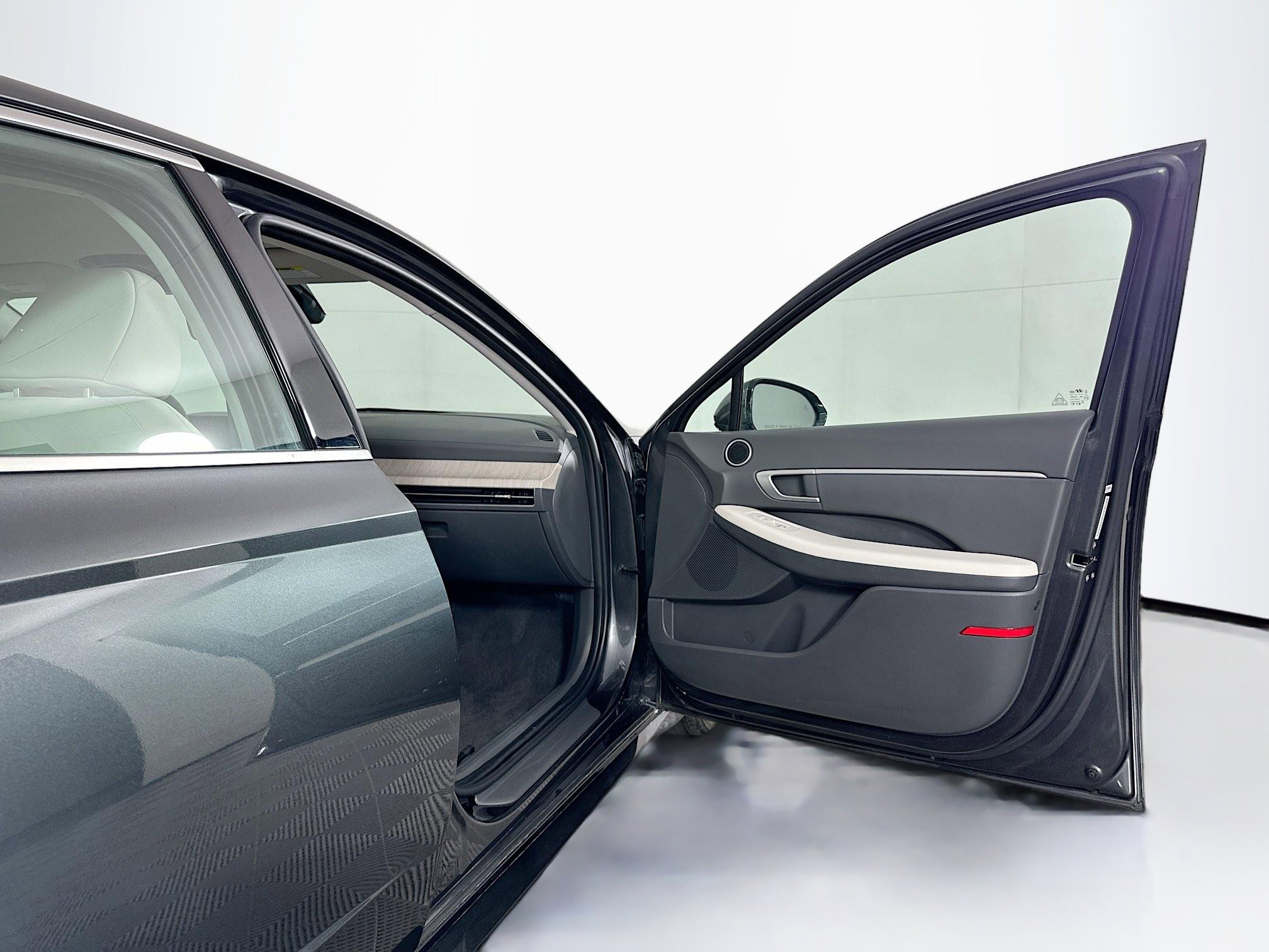 Used 2025 Hyundai Sonata SEL image 31