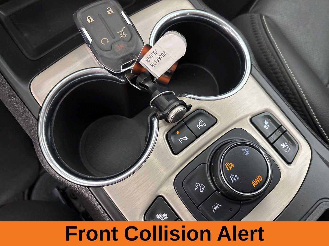 Used 2023 GMC Terrain Denali w/ Denali Premium Package image 18