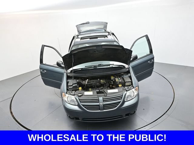 Used 2006 Dodge Grand Caravan SXT FWD image 46