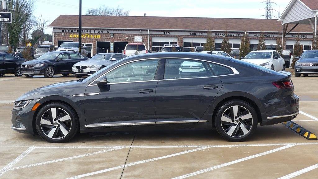 Used 2021 Volkswagen Arteon SE FWD image 2