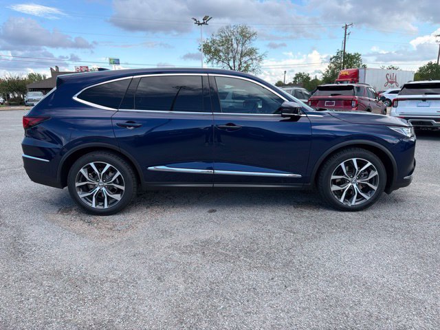 Used 2023 Acura MDX w/ Technology Package AWD/4WD image 4