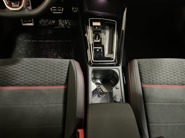 New 2026 Volkswagen GTI SE FWD image 33