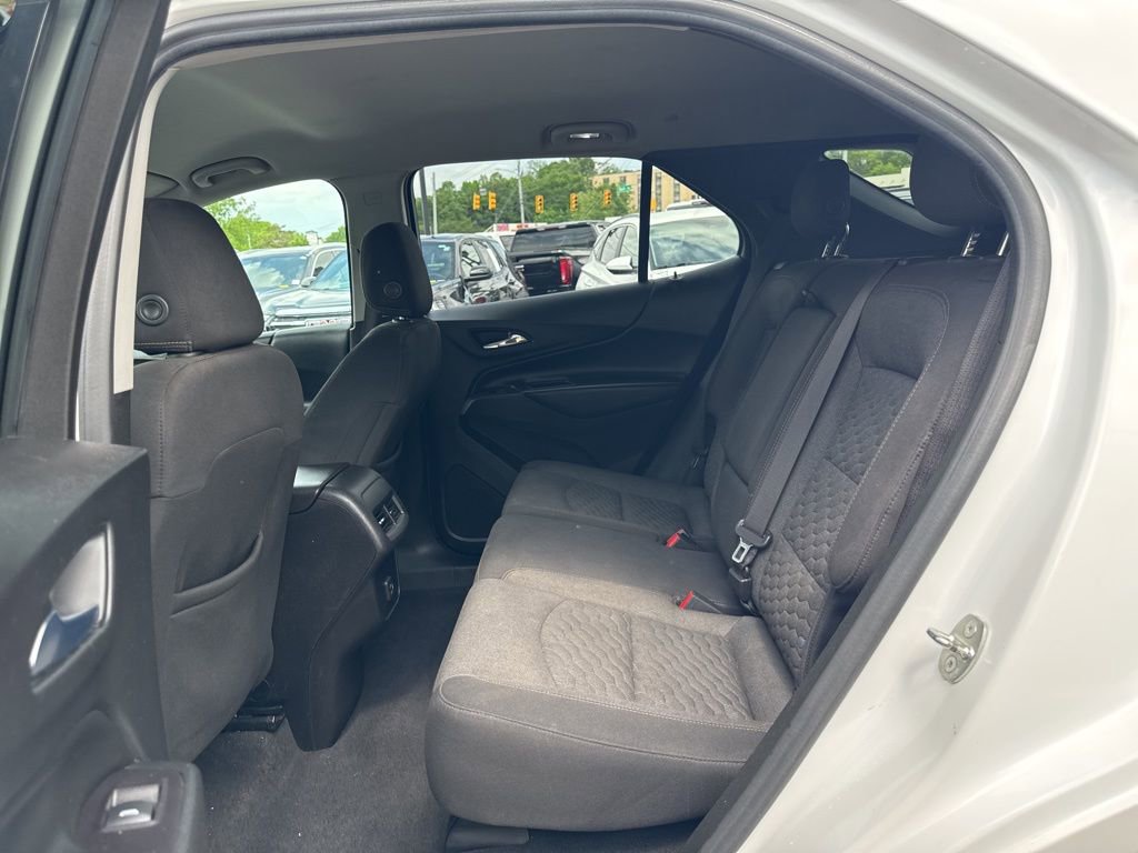 Used 2020 Chevrolet Equinox LT FWD image 27