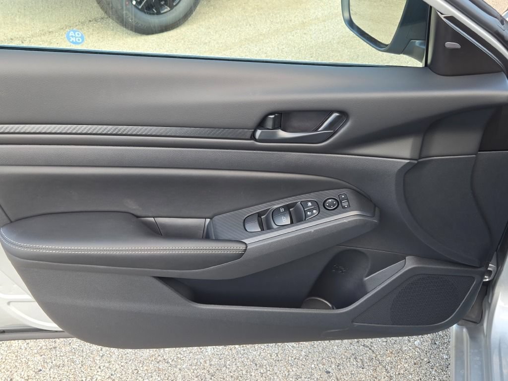 New 2026 Nissan Altima 2.5 SV FWD image 22