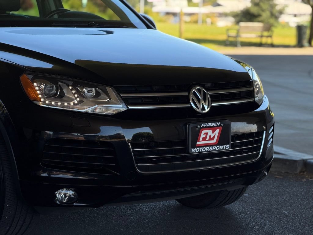 Used 2014 Volkswagen Touareg VR6 AWD/4WD image 12