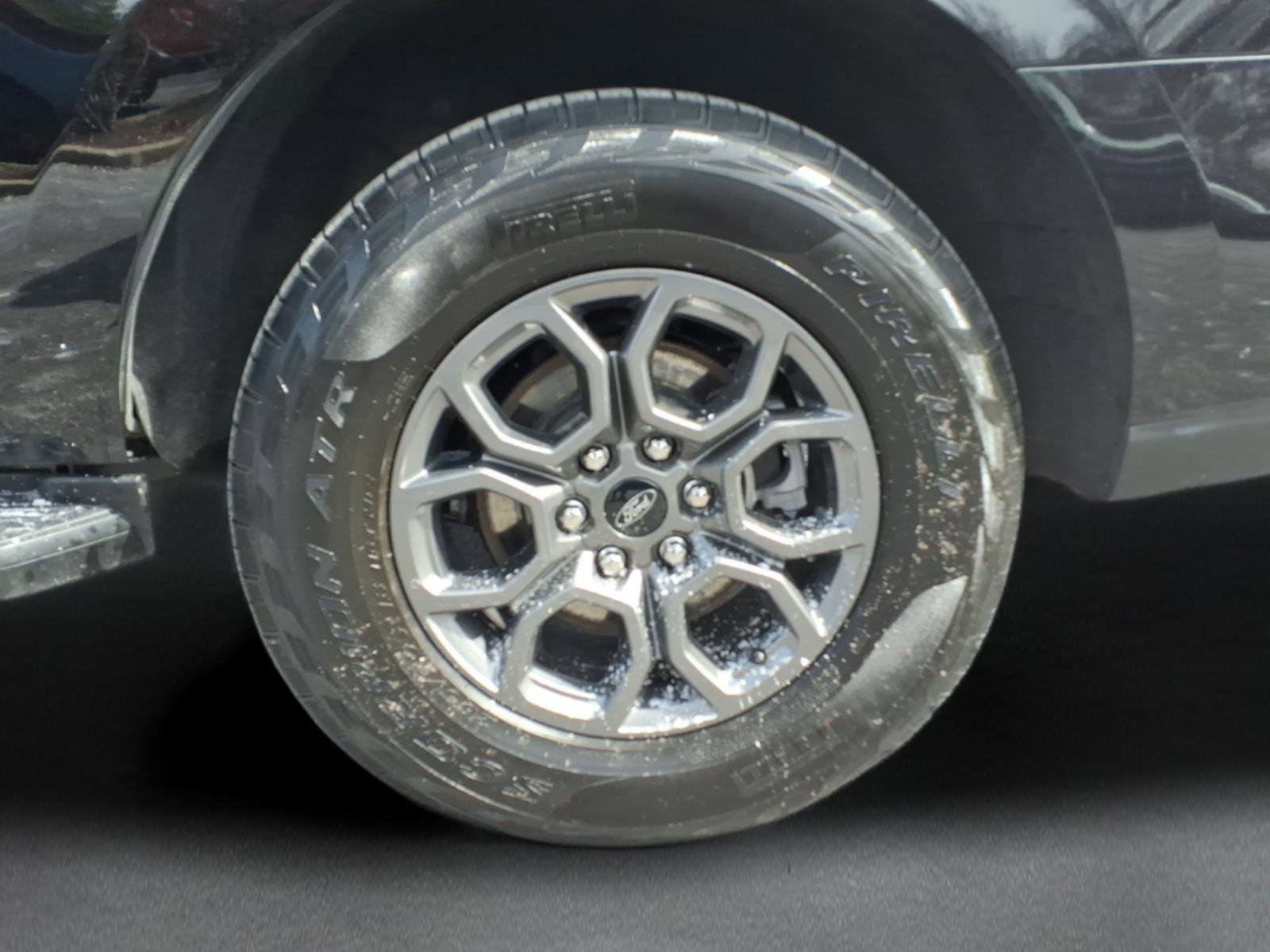 Used 2025 Ford Expedition Active image 9