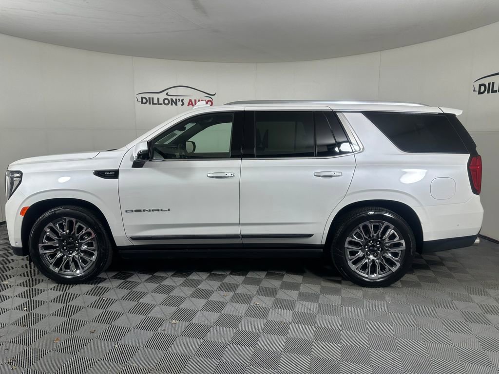 Used 2023 GMC Yukon Denali Ultimate image 3