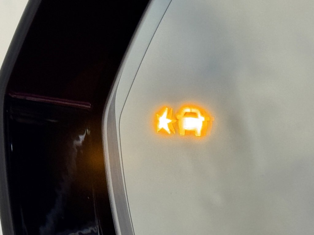 Used 2024 Acura ZDX A-Spec image 19