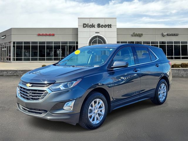 Used 2020 Chevrolet Equinox LT w/ Driver Convenience Package image 2
