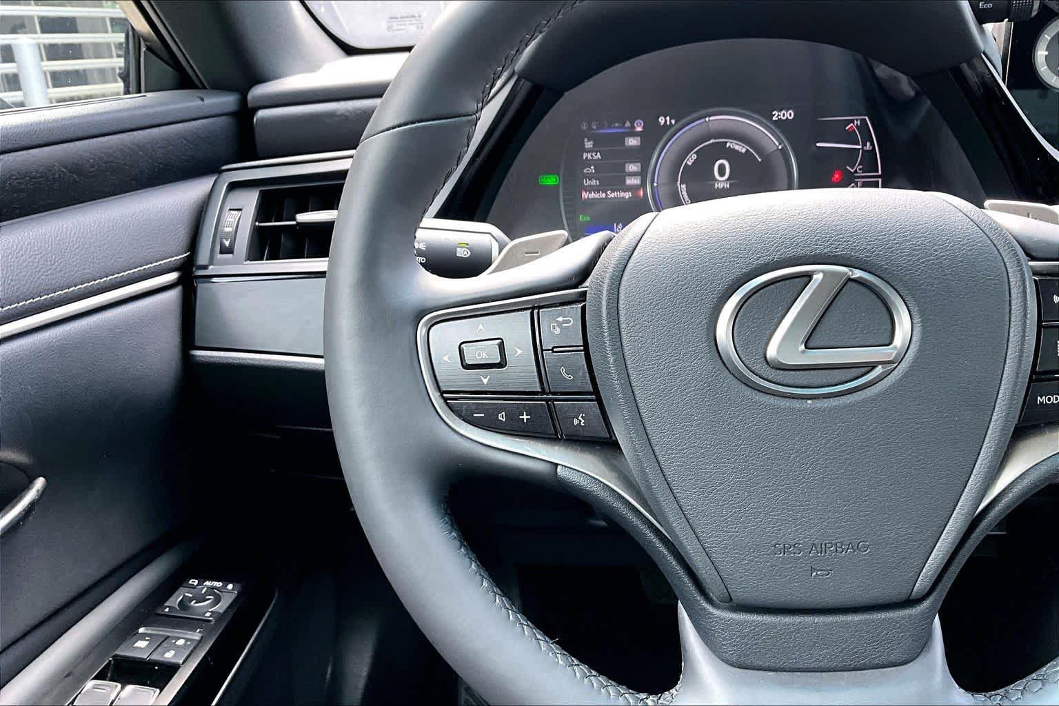 Used 2023 Lexus ES 300h w/ Premium Package FWD image 23