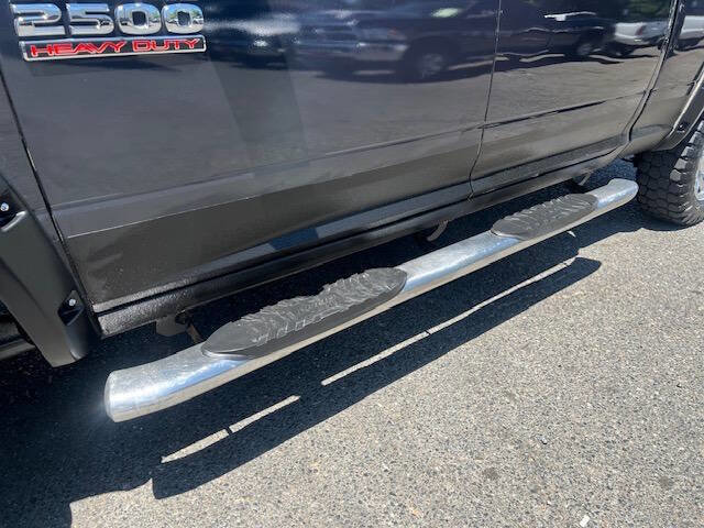Used 2018 RAM 2500 SLT image 19