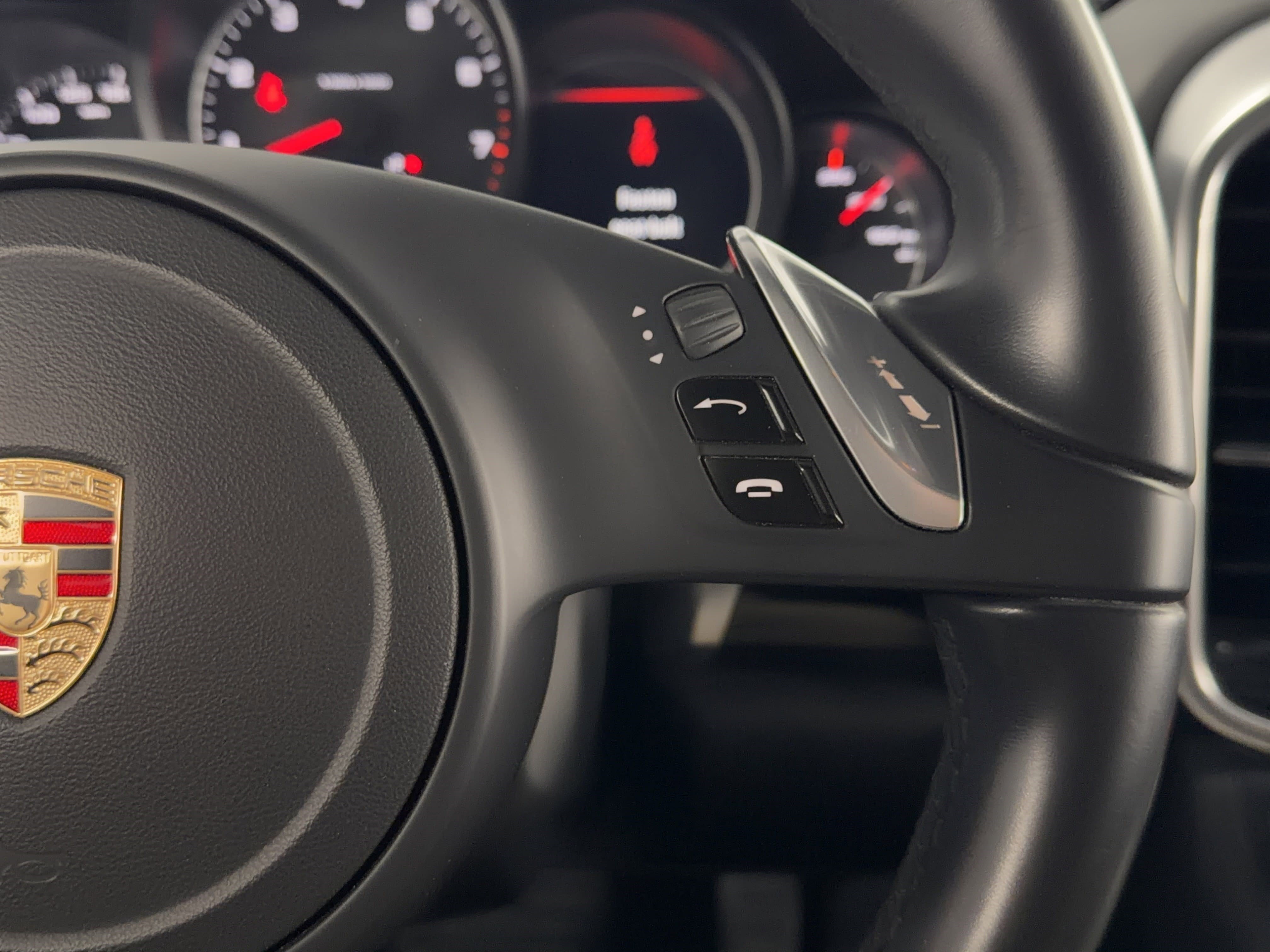 Used 2012 Porsche Cayenne AWD/4WD image 22