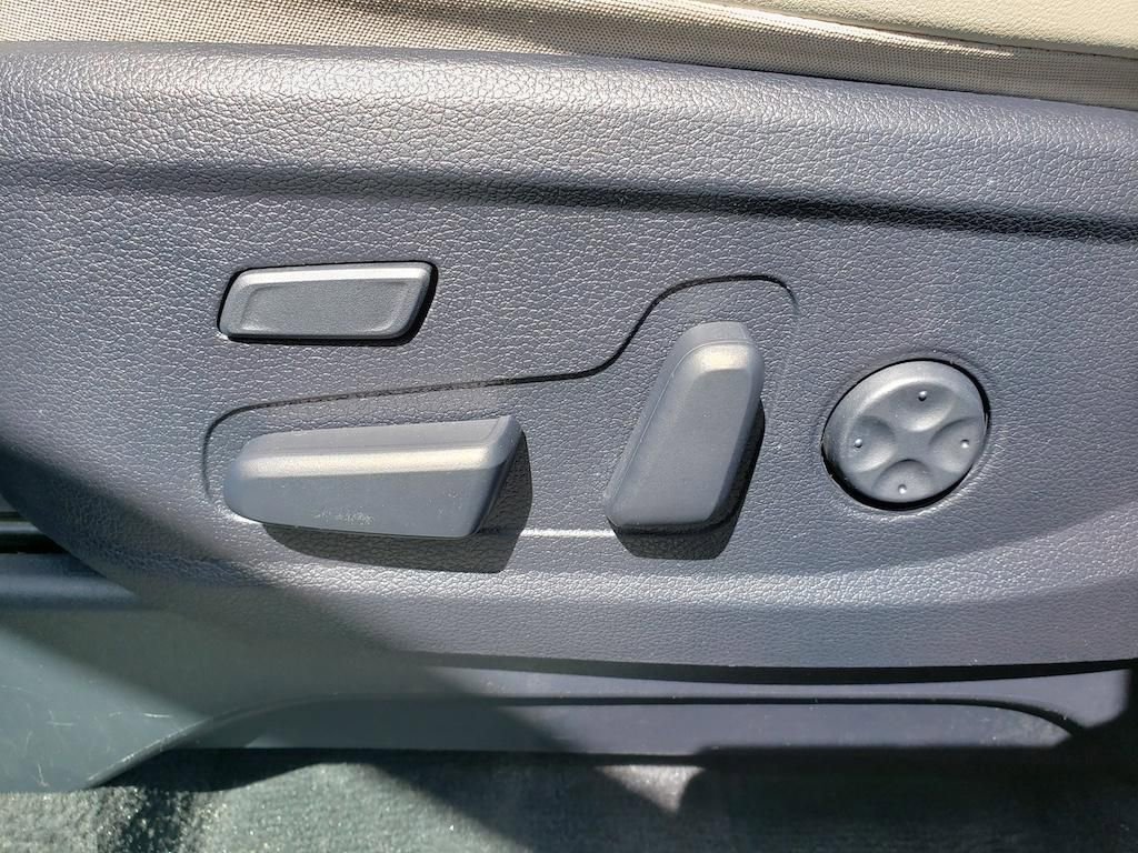 Used 2021 Hyundai Palisade Limited AWD/4WD image 18