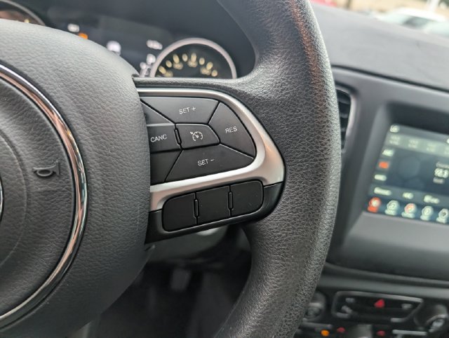 Used 2019 Jeep Compass Sport w/ Tech Group AWD/4WD image 21