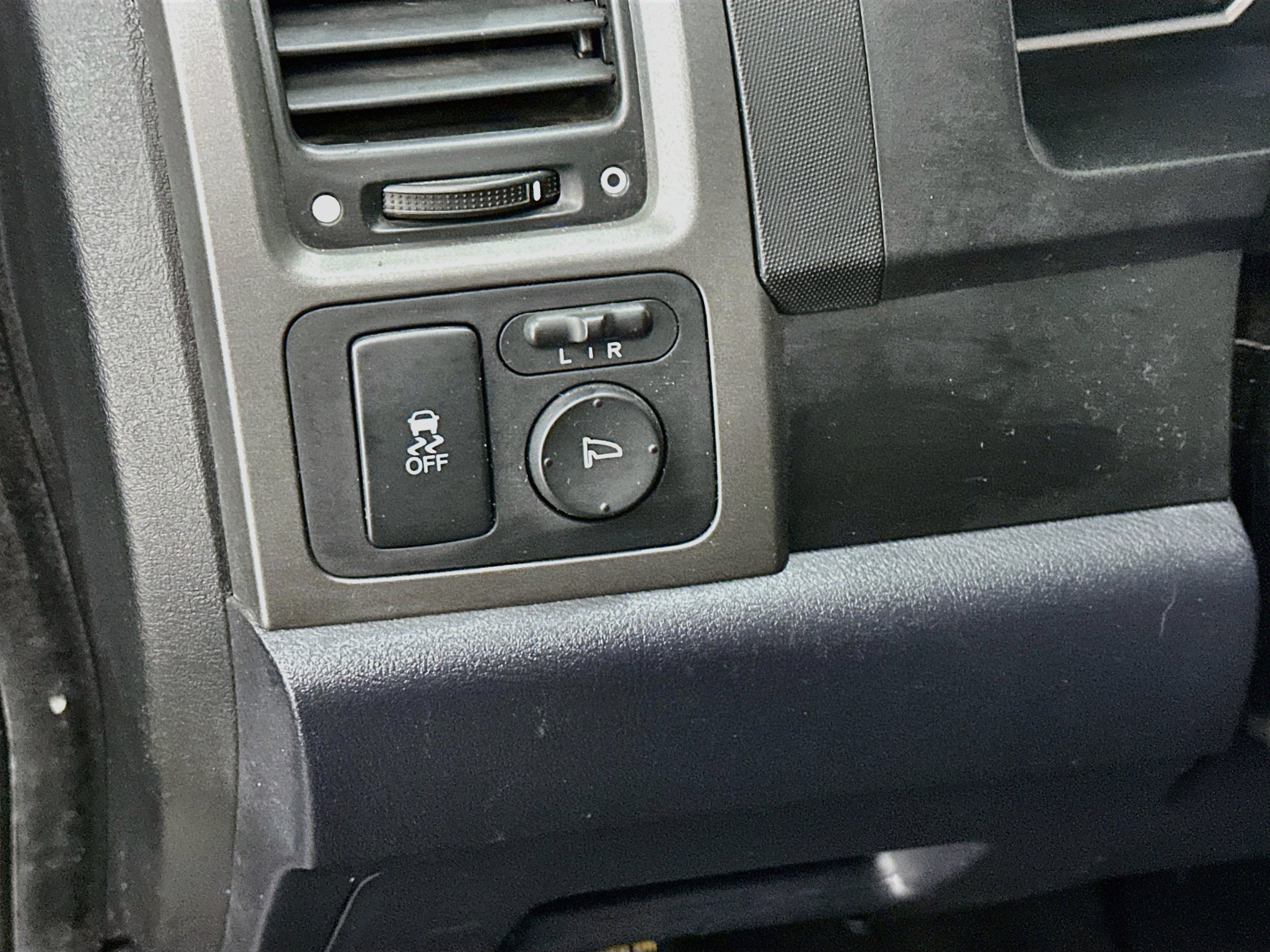 Used 2011 Honda CR-V SE image 17