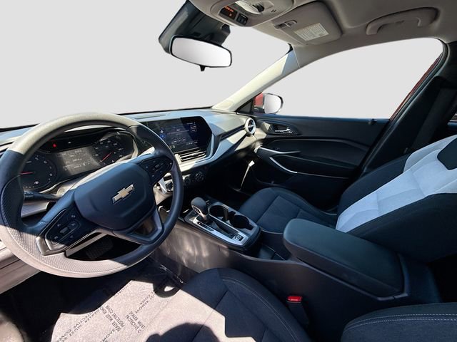 Used 2024 Chevrolet Trax LS w/ LS Convenience Package image 20