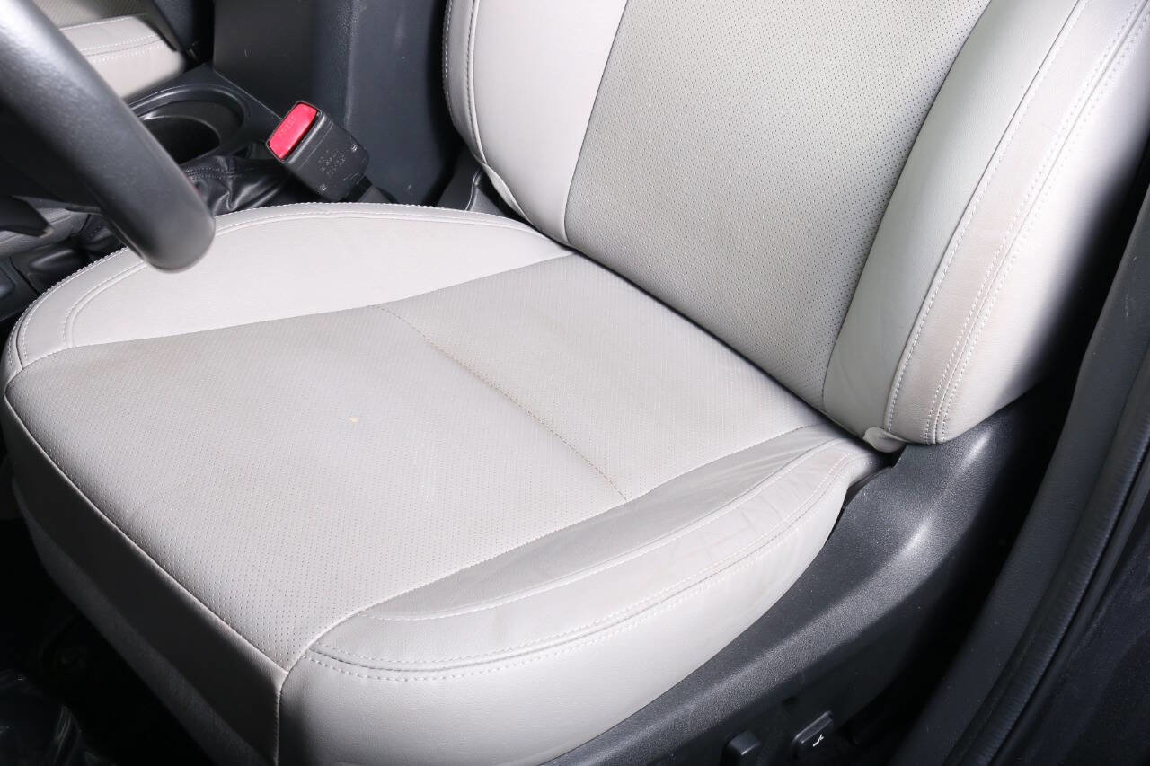 Used 2018 Subaru Forester 2.5i Limited AWD/4WD image 28