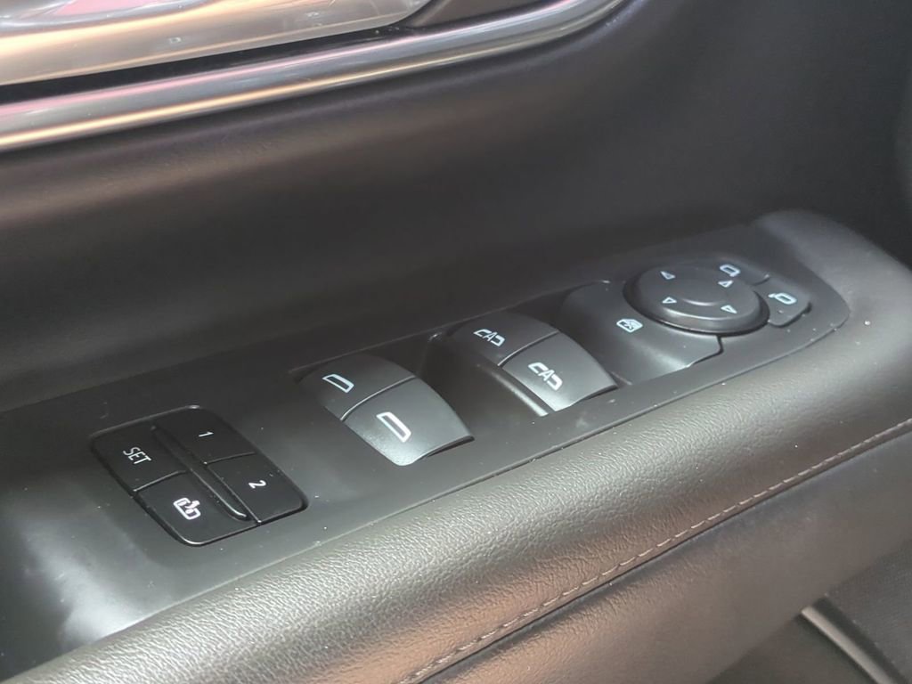 Used 2024 Chevrolet Tahoe LT RWD image 33