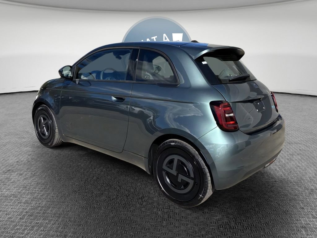 New 2025 FIAT 500 e FWD image 7