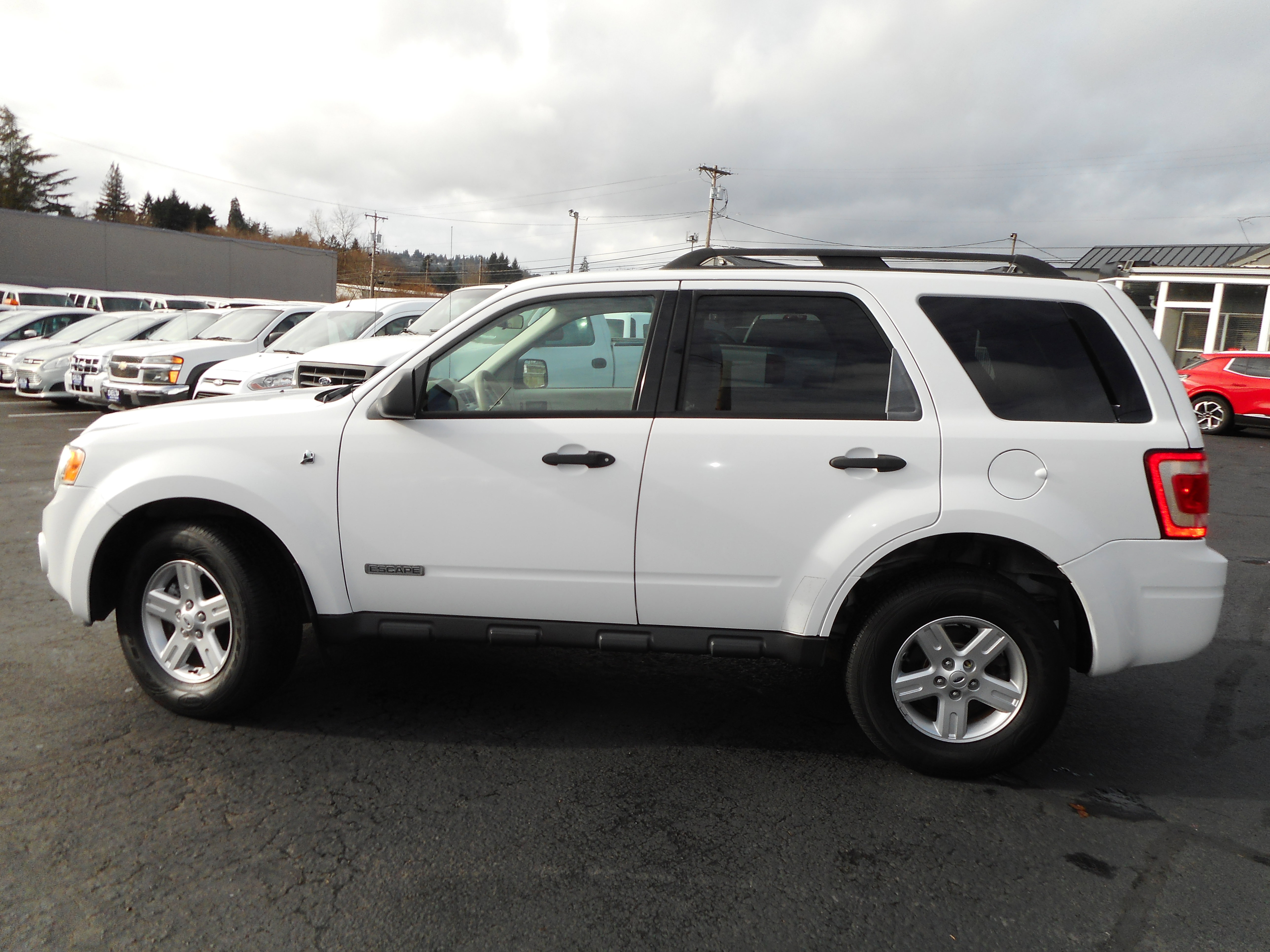 Used 2008 Ford Escape 2WD Hybrid image 2