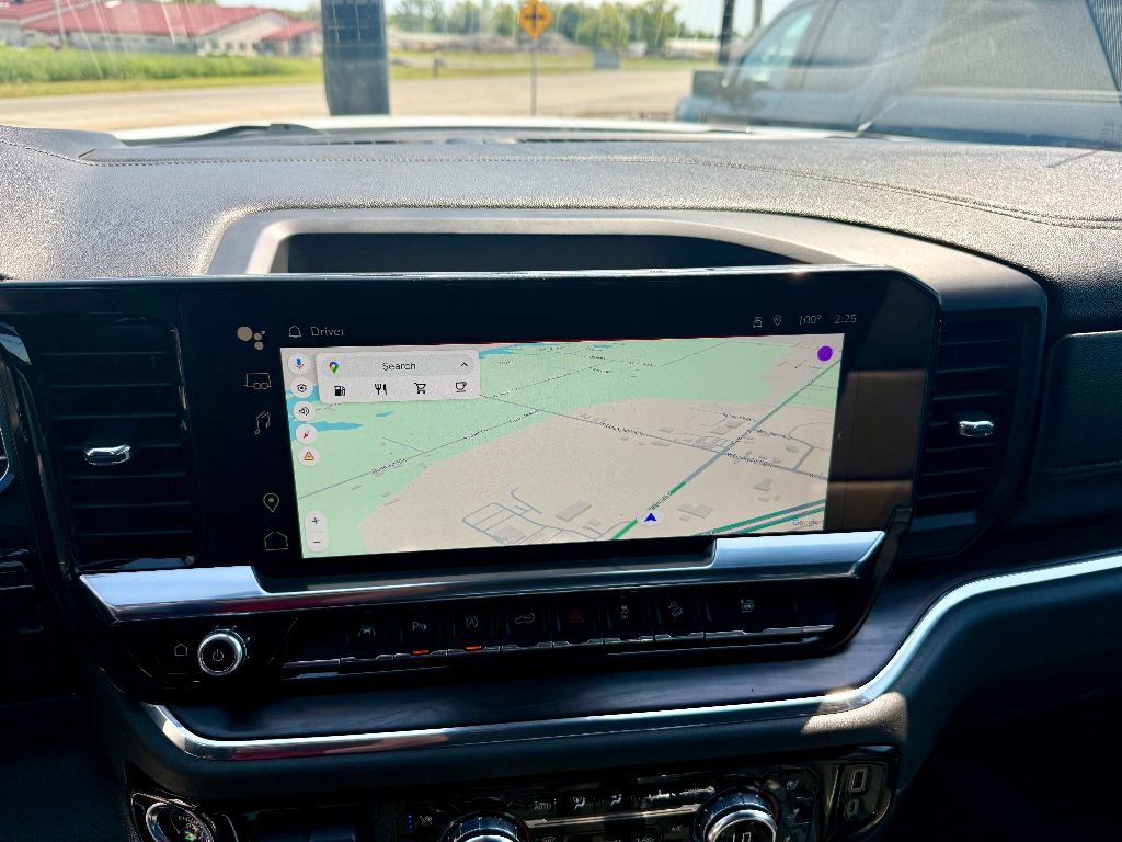 Used 2023 GMC Sierra 1500 SLT w/ SLT Premium Plus Package AWD/4WD image 17