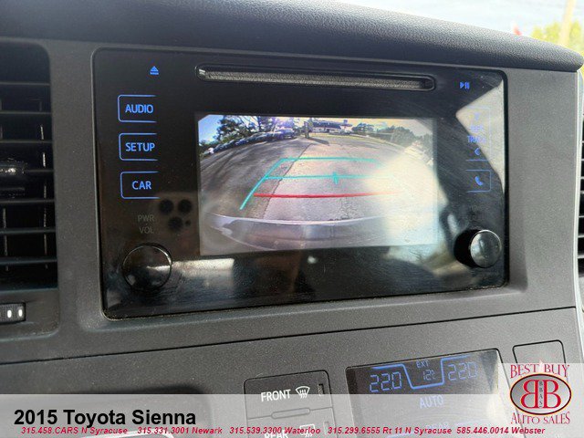 Used 2015 Toyota Sienna L FWD image 19