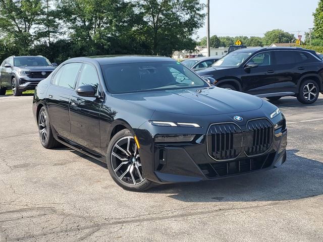 New 2025 BMW 760i xDrive image 1