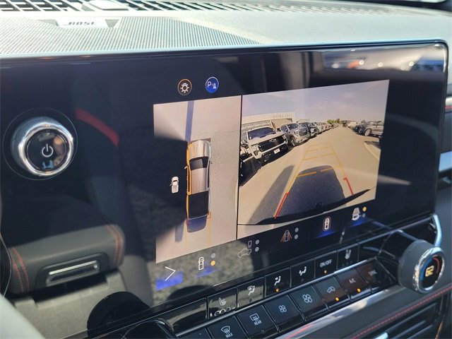 Used 2024 Chevrolet Colorado Z71 w/ Z71 Convenience Package 2 image 19