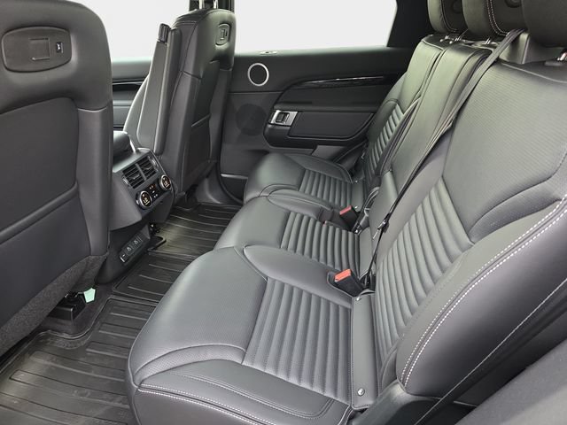 New 2026 Land Rover Discovery S AWD/4WD image 11