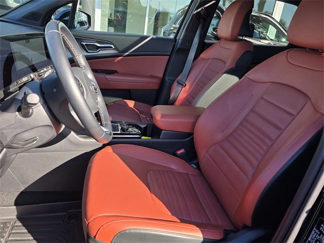 Used 2024 Kia Sportage SX image 11